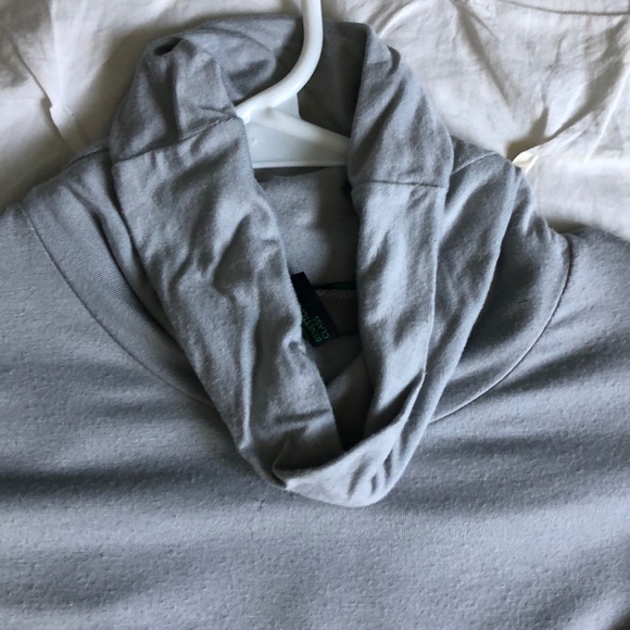 Gray dress - Picture 3 of 5